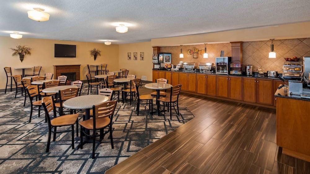 Best Western University Inn Мъри Екстериор снимка